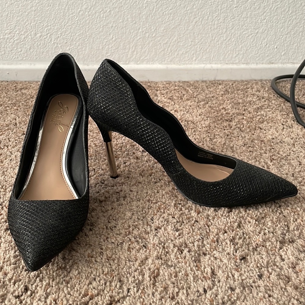Jewel Badgley Mischka Riley